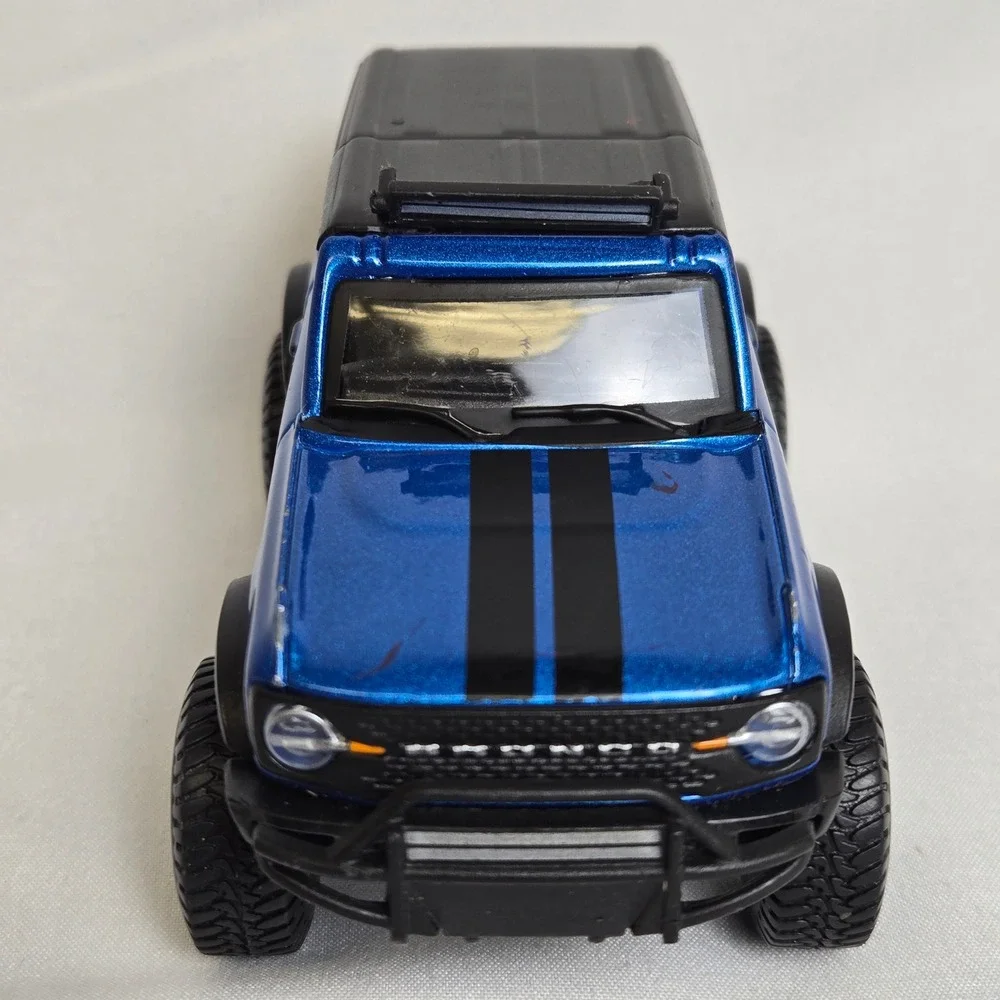 Maisto Off Road Truck Adventure‎ Force Ford Bronco Diecast Model 1/40 Scale Flaw
